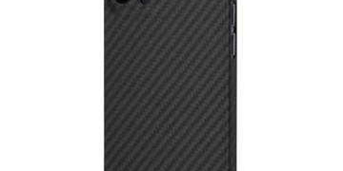 iPhone 13 carbon fiber case