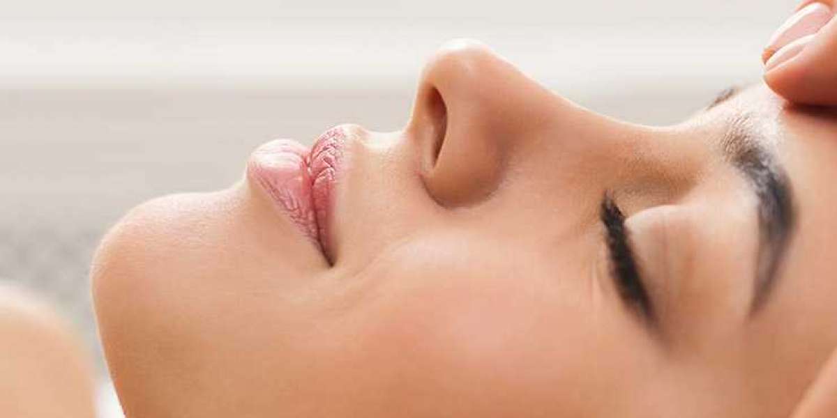 Get the Best Beauty Salon & Skin Treatment Services